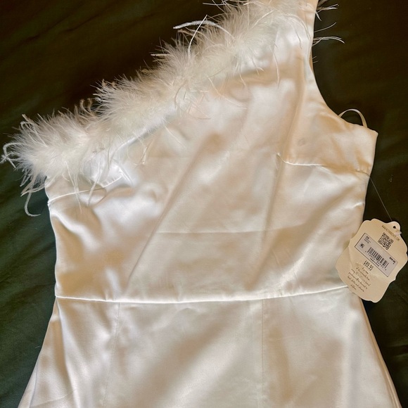 Altar'd State White One-Shoulder Dress with Feather Detail NWT - Picture 3 of 7